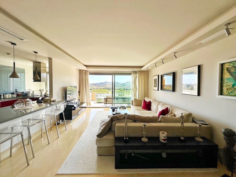 Apartment for Sale in Los Arqueros, Malaga 10