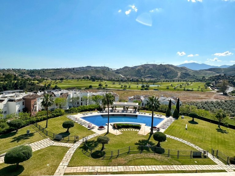 Apartment for Sale in Los Arqueros, Malaga 2