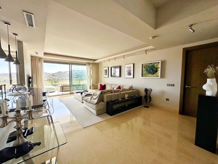 Apartment for Sale in Los Arqueros, Malaga 9