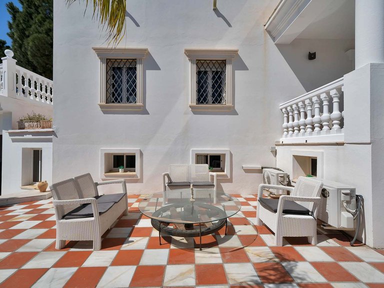 Villa for Sale in Marbella, Malaga 29