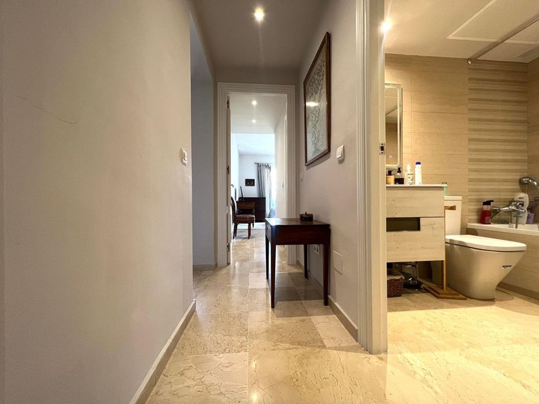 Apartment for Sale in Guadalmina Alta, Malaga 9