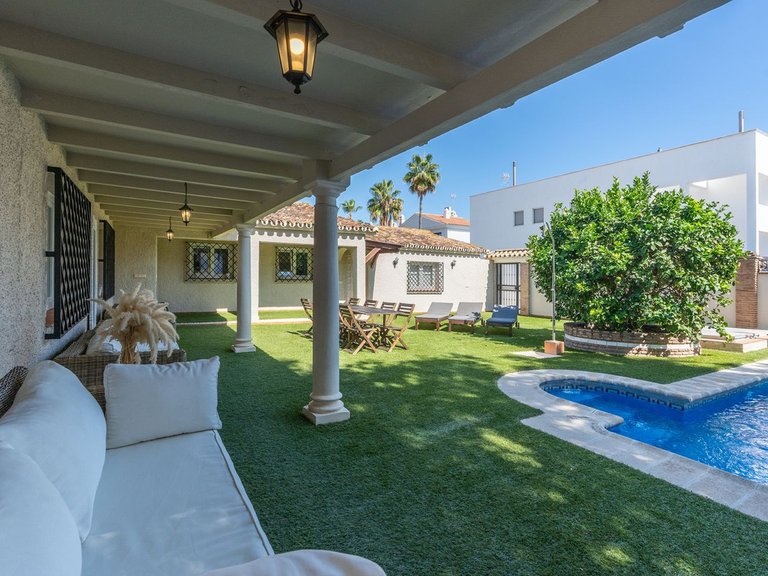 Villa for Sale in San Pedro De Alcántara, Malaga 17