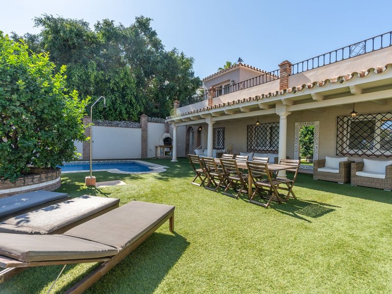 Villa for Sale in San Pedro De Alcántara, Malaga 2