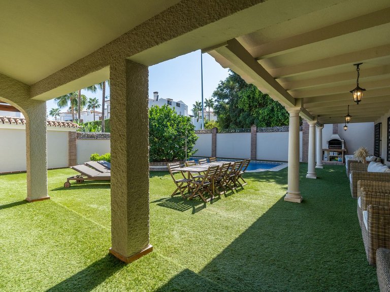 Villa for Sale in San Pedro De Alcántara, Malaga 30