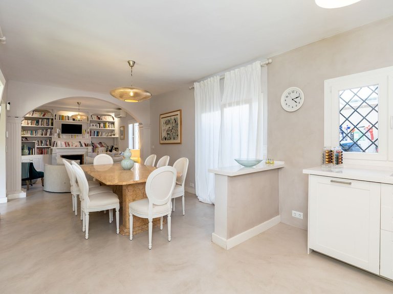 Villa for Sale in San Pedro De Alcántara, Malaga 4