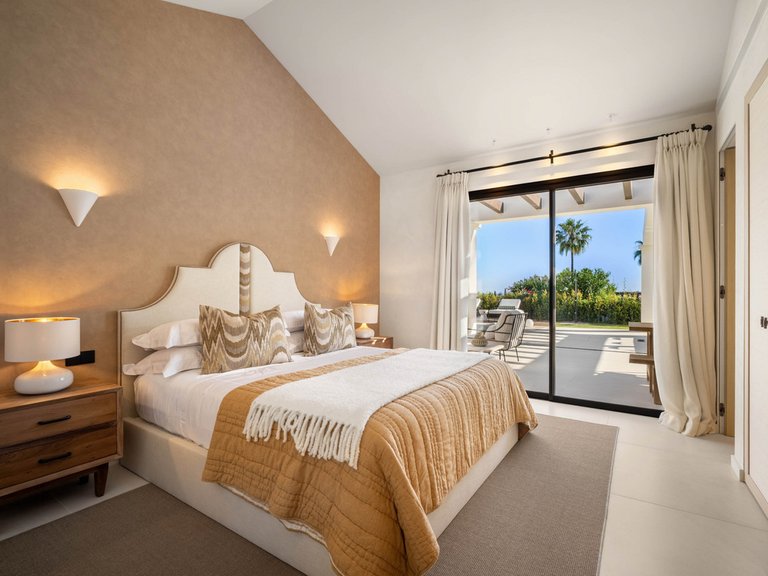 Villa for Sale in Costa del Sol Nueva Andalucía, Malaga 42