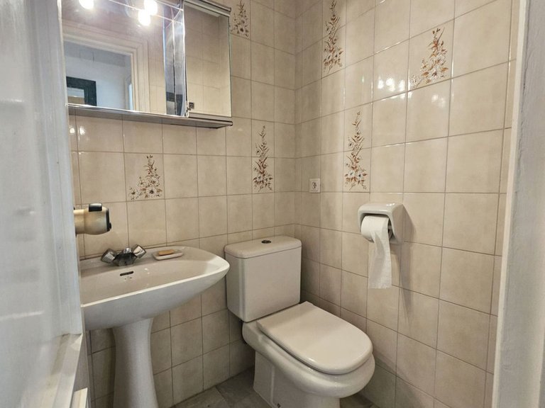 Apartment for Sale in Calahonda, Malaga 13