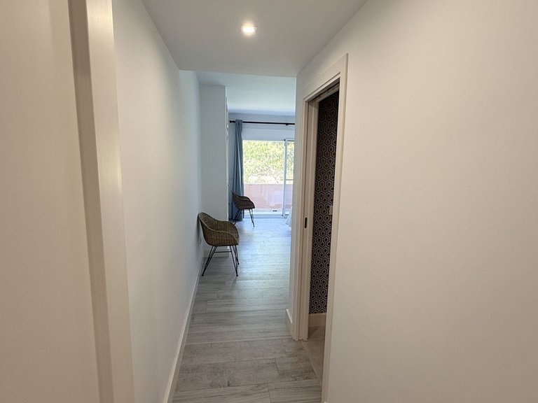Apartment for Sale in Guadalmina Alta, Malaga 16