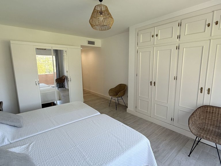 Apartment for Sale in Guadalmina Alta, Malaga 19
