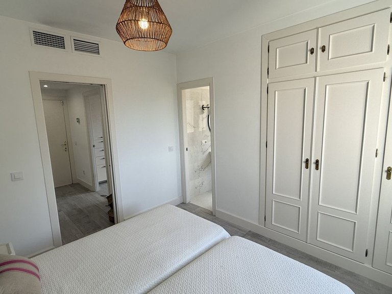 Apartment for Sale in Guadalmina Alta, Malaga 21