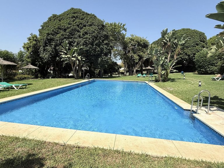Apartment for Sale in Guadalmina Alta, Malaga 3