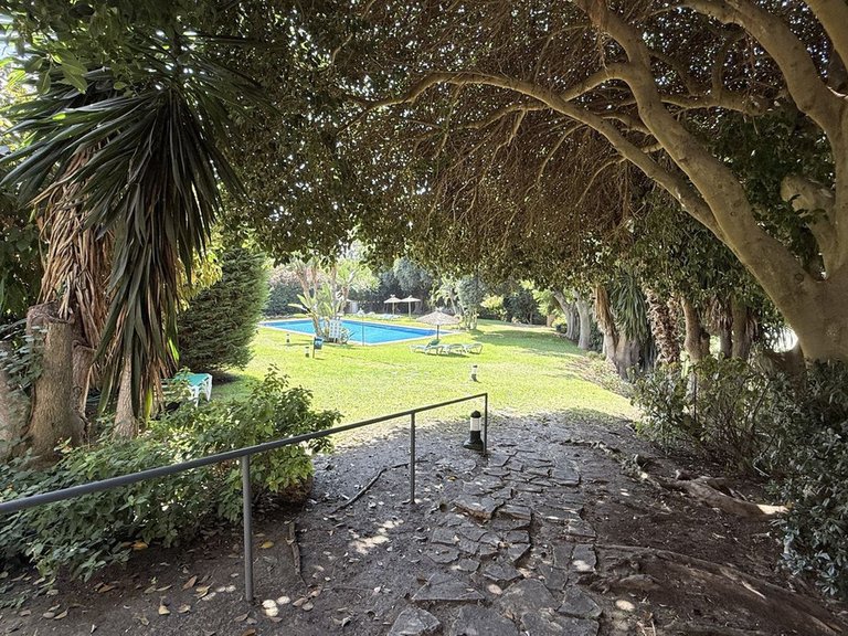 Apartment for Sale in Guadalmina Alta, Malaga 31