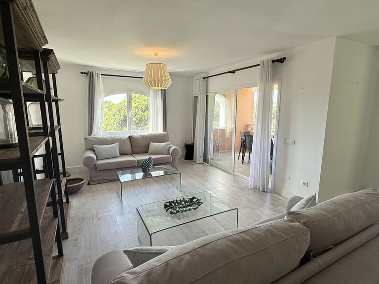 Apartment for Sale in Guadalmina Alta, Malaga 8