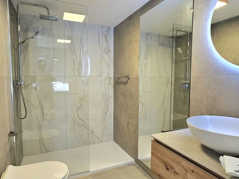 Villa for Sale in Estepona, Malaga 16