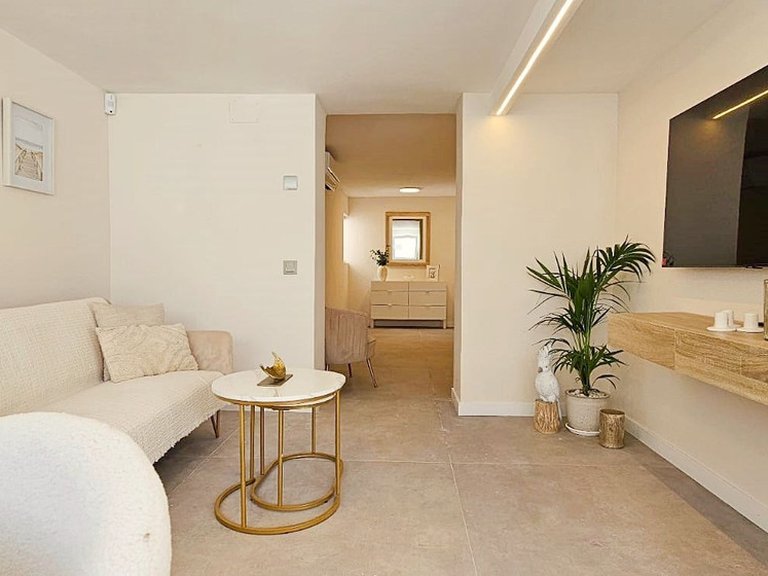 Villa for Sale in Estepona, Malaga 27