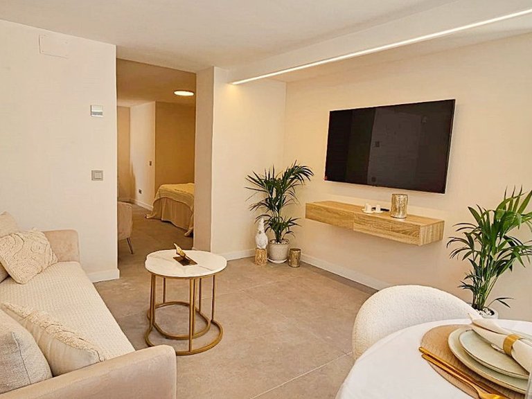 Villa for Sale in Estepona, Malaga 32