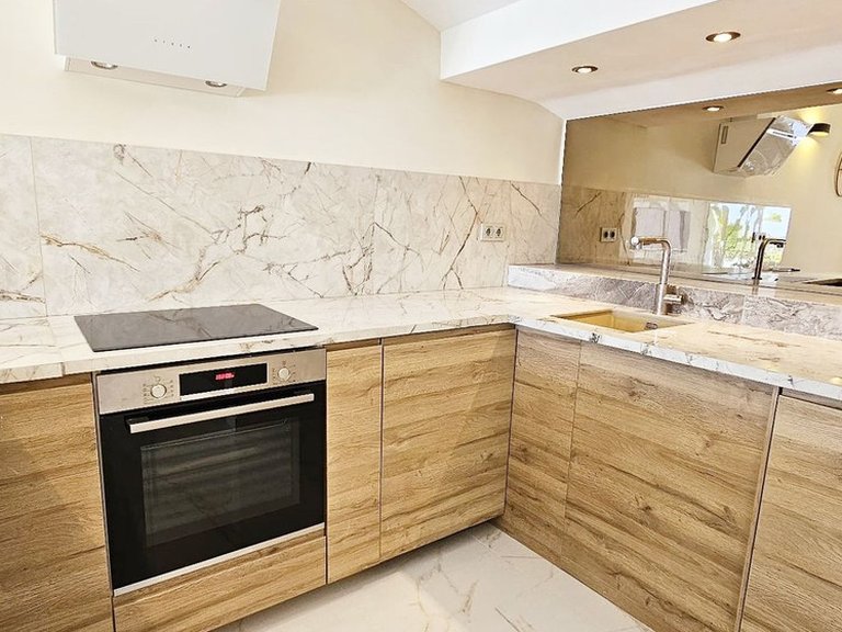 Villa for Sale in Estepona, Malaga 5