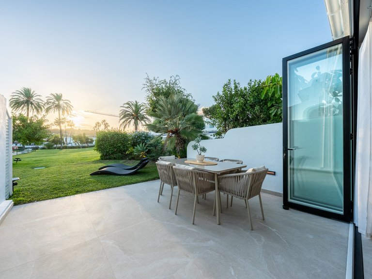 Villa for Sale in Nueva Andalucía, Malaga 3