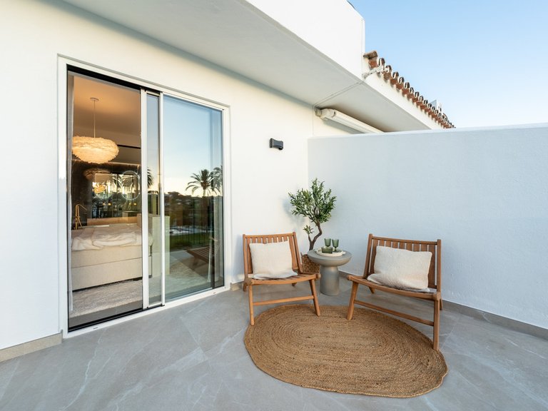 Villa for Sale in Nueva Andalucía, Malaga 31