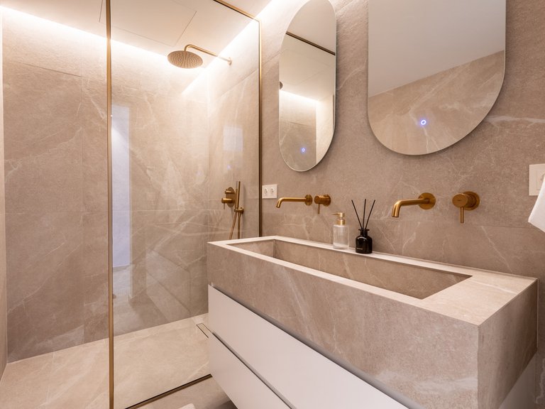 Villa for Sale in Nueva Andalucía, Malaga 35