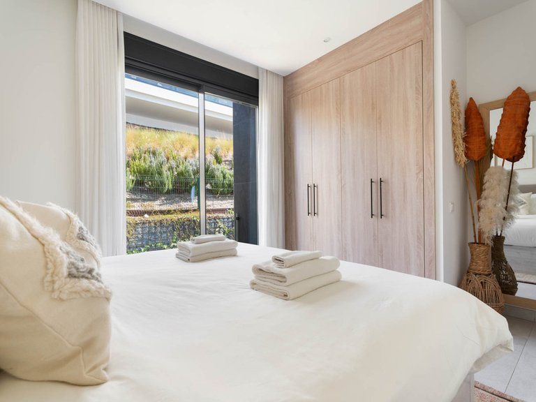 Apartment for Sale in Artola, Malaga 28