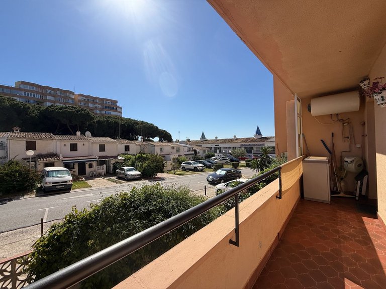 Apartment for Sale in Calahonda, Malaga 10