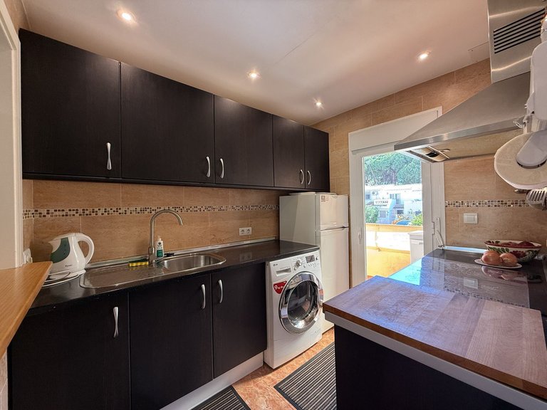 Apartment for Sale in Calahonda, Malaga 5