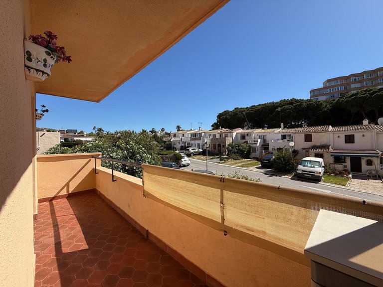 Apartment for Sale in Calahonda, Malaga 9
