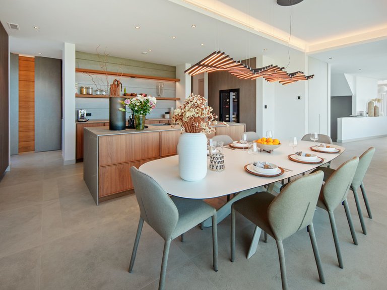 Villa for Sale in El Rosario, Malaga 10