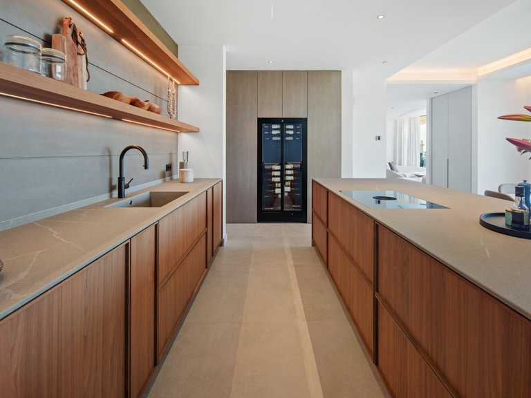 Villa for Sale in El Rosario, Malaga 11