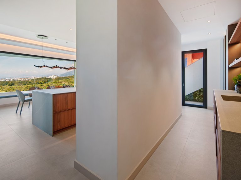 Villa for Sale in El Rosario, Malaga 13