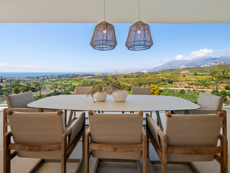 Villa for Sale in El Rosario, Malaga 15