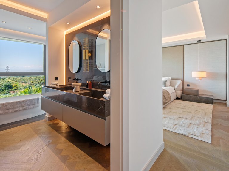 Villa for Sale in El Rosario, Malaga 21