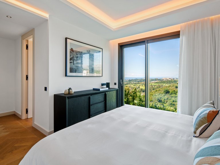 Villa for Sale in El Rosario, Malaga 26