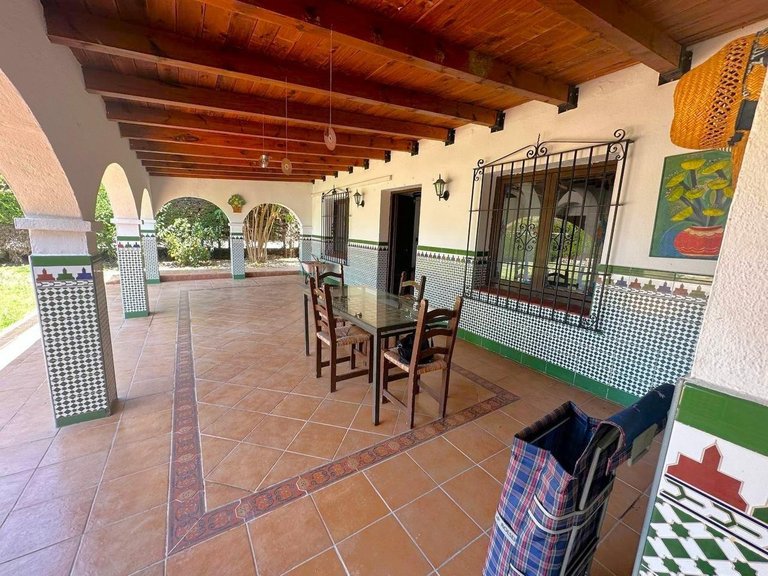 Villa for Sale in Estepona, Malaga 2
