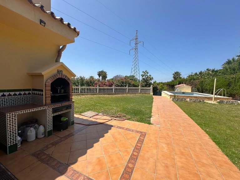 Villa for Sale in Estepona, Malaga 4