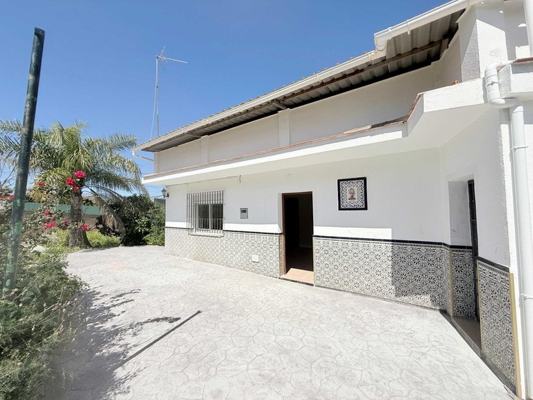 Villa for Sale in Coín, Malaga 22