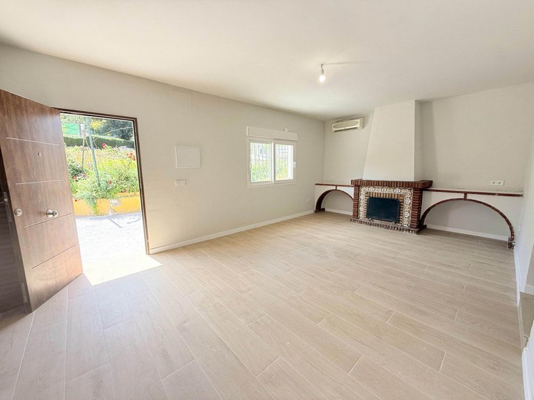 Villa for Sale in Coín, Malaga 3
