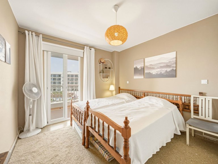 Apartment for Sale in Benalmadena Costa, Malaga 14