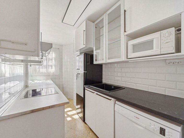 Apartment for Sale in Benalmadena Costa, Malaga 19