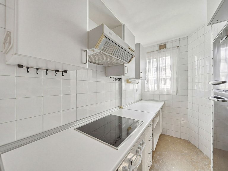 Apartment for Sale in Benalmadena Costa, Malaga 20