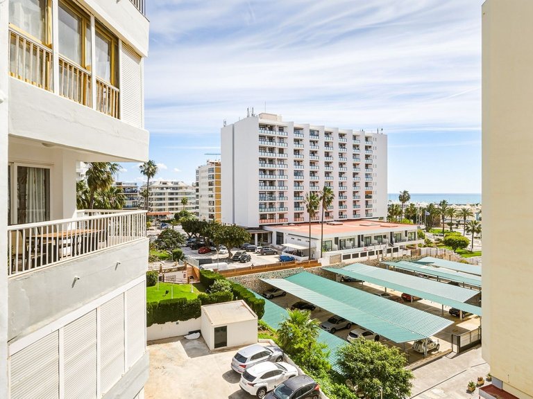 Apartment for Sale in Benalmadena Costa, Malaga 26