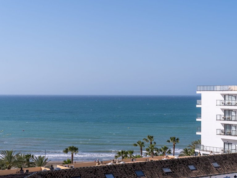 Apartment for Sale in Costa del Sol, Benalmadena Costa, Malaga 28