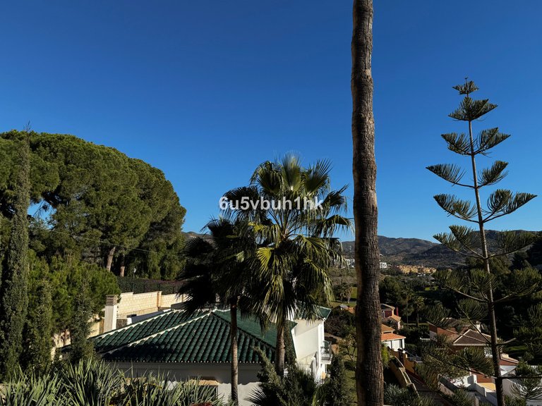 Villa for Sale in El Candado, Malaga 10