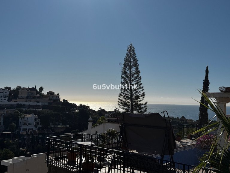 Villa for Sale in El Candado, Malaga 20
