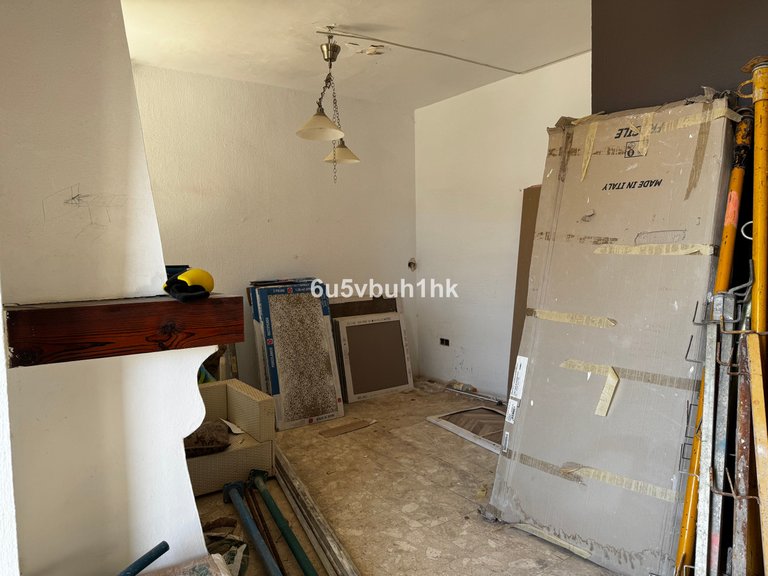 Villa for Sale in El Candado, Malaga 28