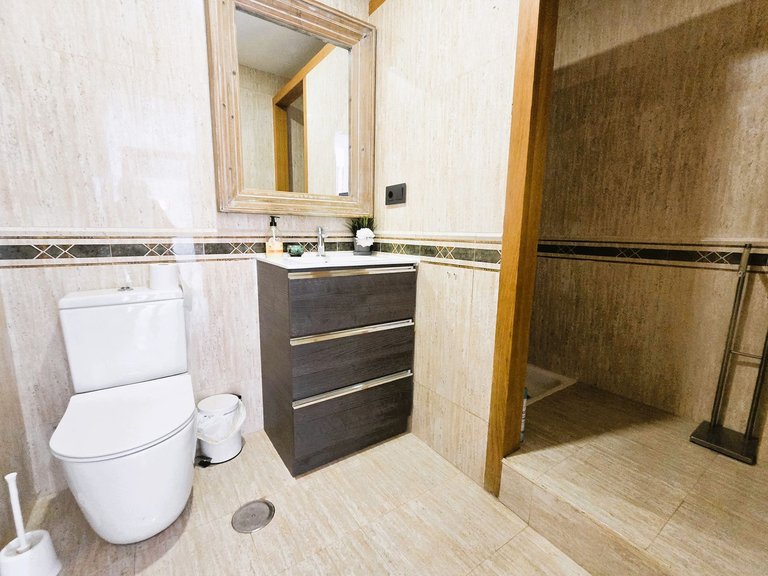 Villa for Sale in Calahonda, Malaga 11