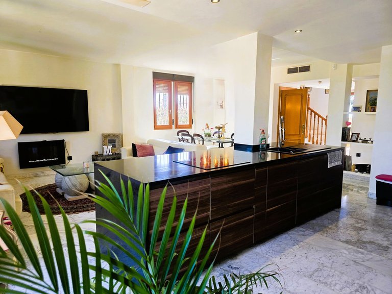 Villa for Sale in Calahonda, Malaga 20