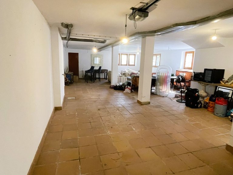 Villa for Sale in Calahonda, Malaga 32