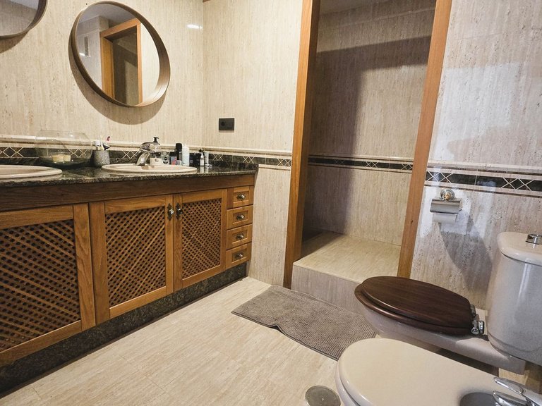 Villa for Sale in Calahonda, Malaga 36